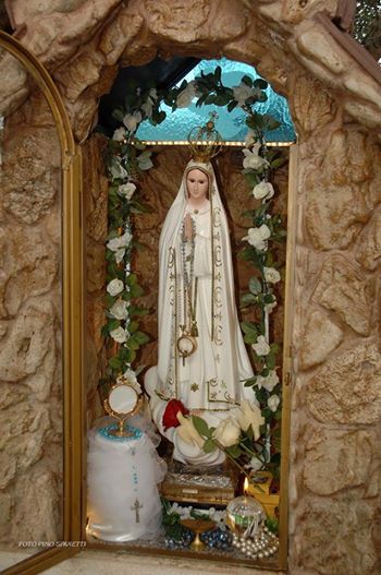 Apparition publique de la Vierge de la Réconciliation… le 5 Novembre 2014 Vierge-de-la-rc3a9conciliation-italie-mario