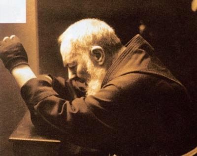 Le Padre Pio parle au monde (2 messages après sa mort) Oraisonpadre-pio